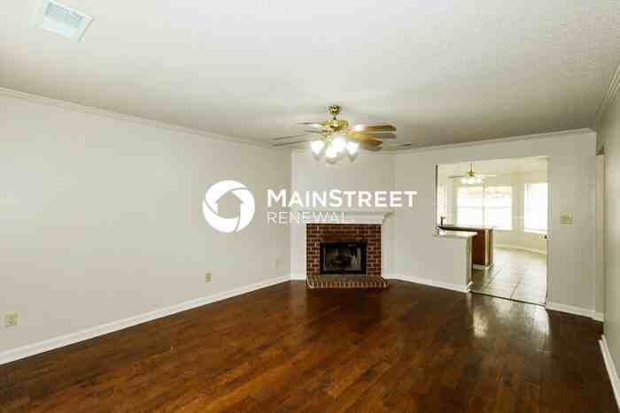 11215 Ram Hill Cv - Photo 4 of 19