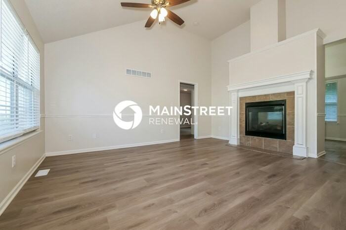 5213 South Powell Avenue - Photo 4 of 19