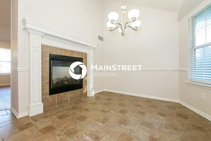 5213 South Powell Avenue - Photo 6 of 19