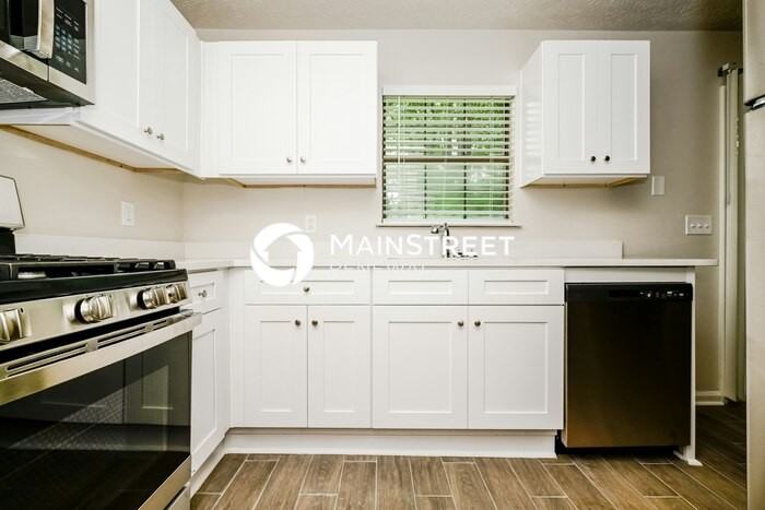 149 Adrian Drive - Photo 6 of 18