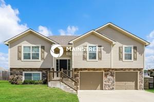 featured image of 410 W Heritage Dr