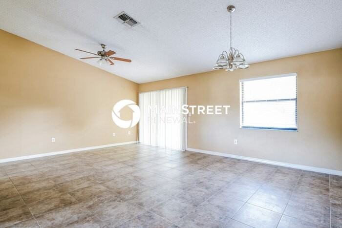 9637 Langan St - Photo 4 of 16