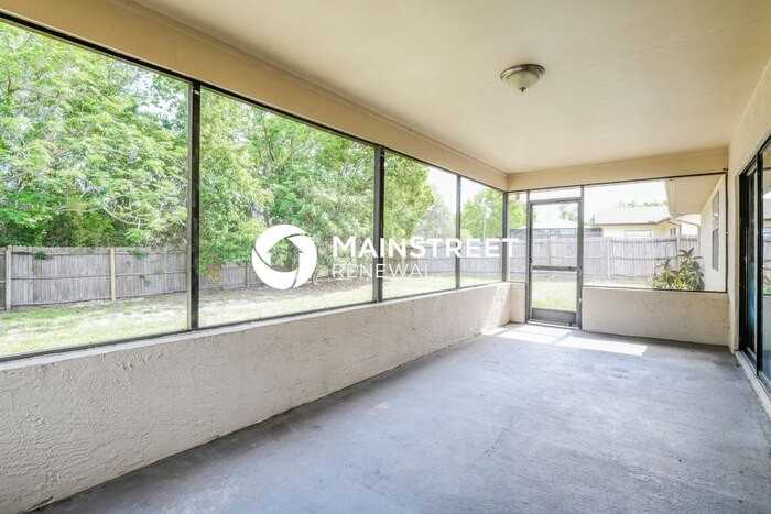 9637 Langan St - Photo 7 of 16