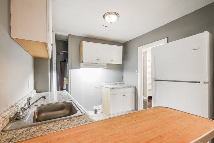 6629 Grasselli Rd - Photo 4 of 15