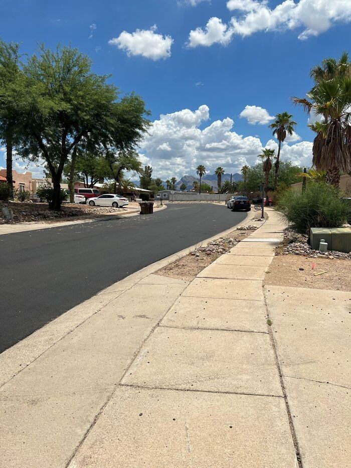 3931 W Sunny Hills Pl - Photo 4 of 32