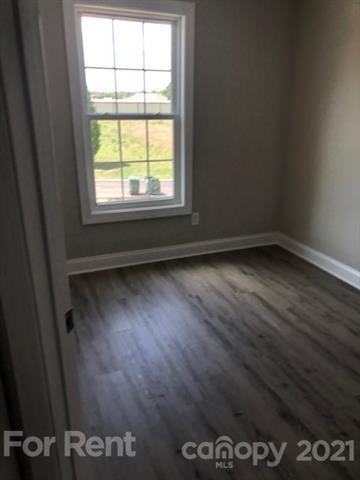 1305 Filbert St #1305 - Photo 7 of 9