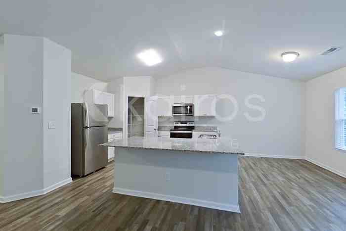 1245 Amberlight Cir - Photo 4 of 20