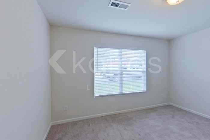 1245 Amberlight Cir - Photo 7 of 20