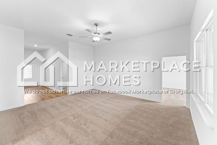 1139 Amy Drive - Photo 5 of 36