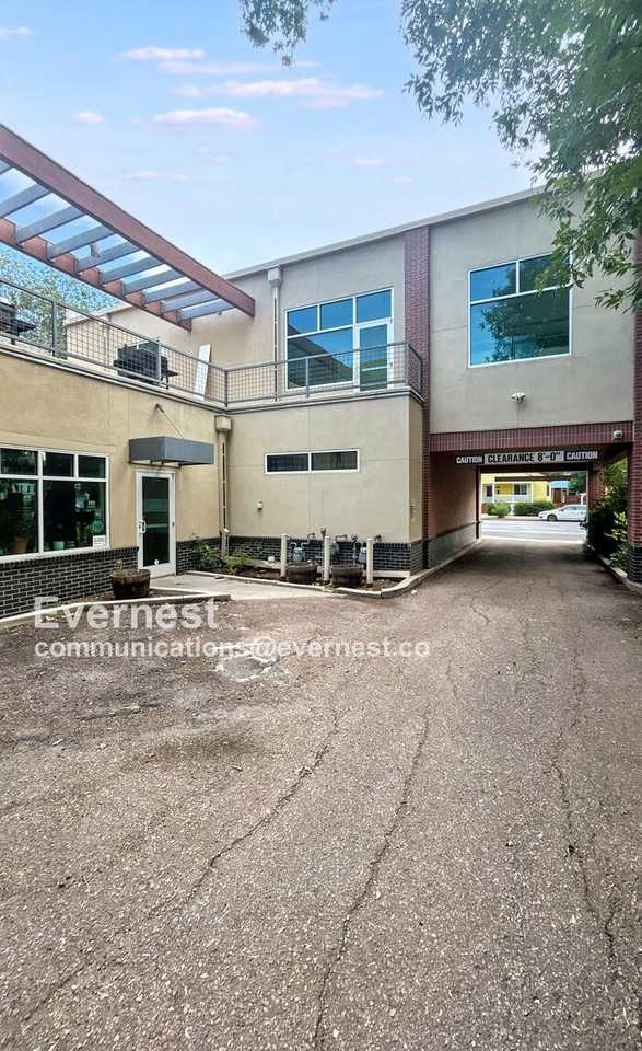 1621 W Colorado Ave #B - Photo 2 of 14