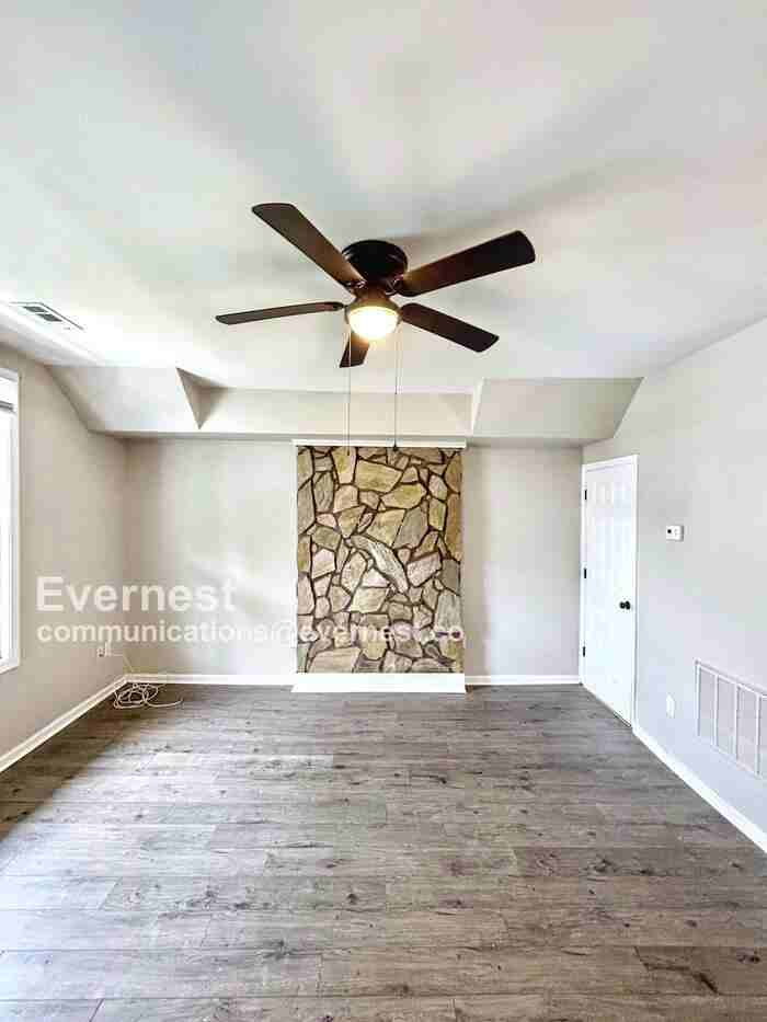 3405 S St - Photo 3 of 22