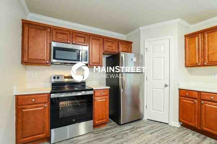 5728 Hiddenlake Dr - Photo 7 of 19