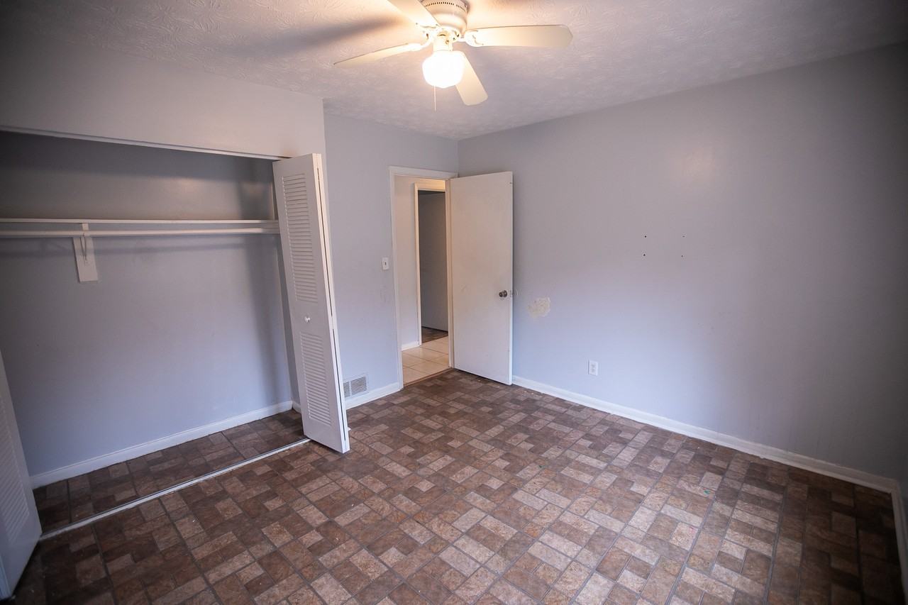 4903 Martins Crossing Rd #1 - Photo 5 of 27