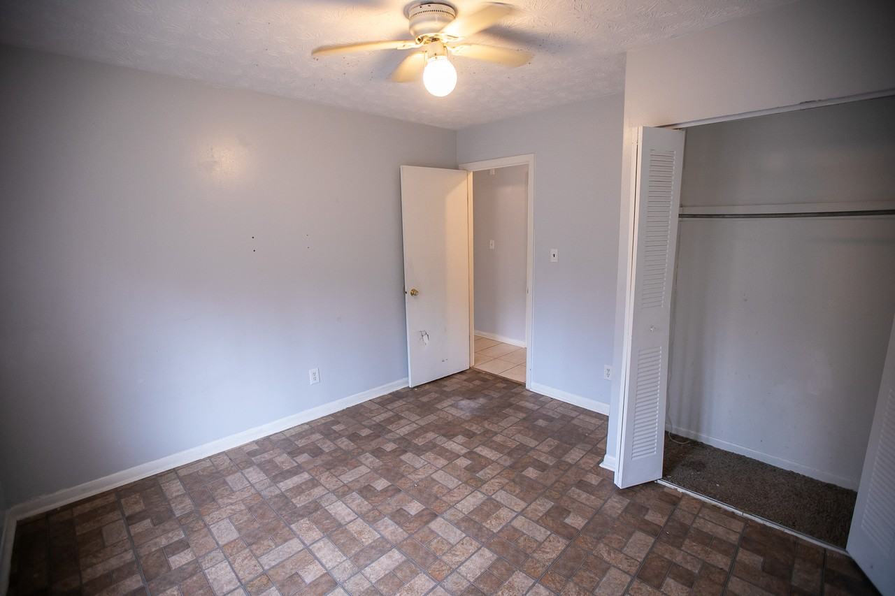 4903 Martins Crossing Rd #1 - Photo 4 of 27