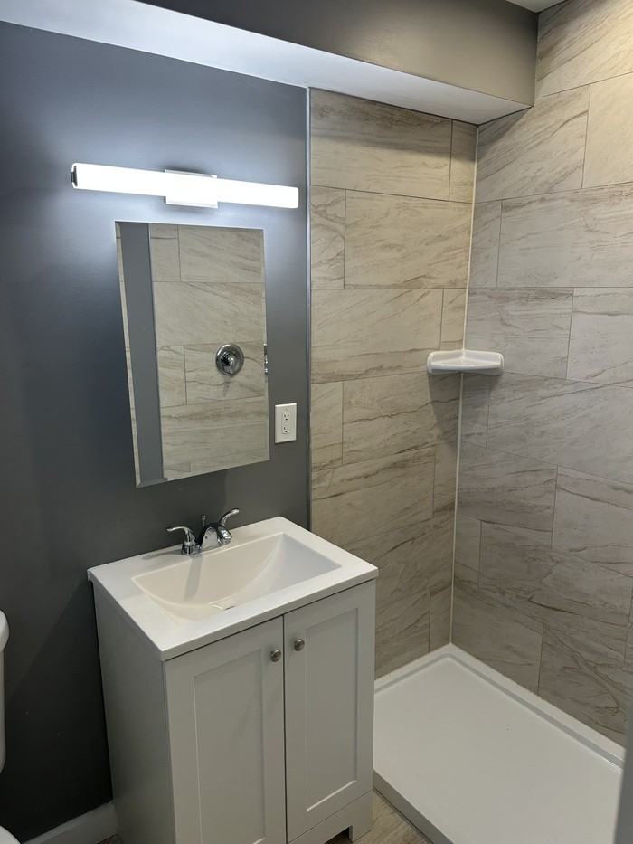 2407 W North Ave #1 - Photo 4 of 8