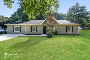 155 Woodcrest Dr - Photo 1 of 1