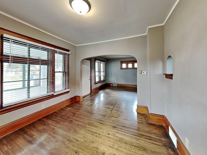 1403 Barclay Street - Photo 6 of 22