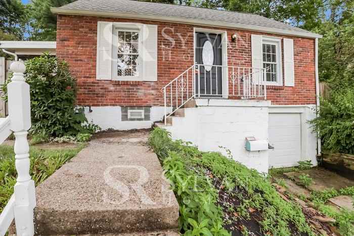 129 Idlewood Rd - Photo 3 of 16