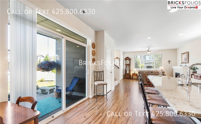 11557 174th St E - Photo 3 of 30