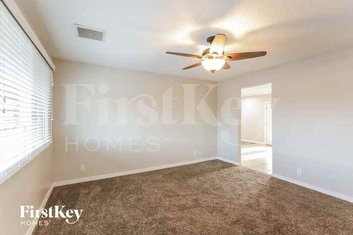 1321 South Beck Avenue - Photo 3 of 15