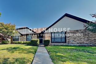 1535 Mayflower Dr - Photo 1 of 1