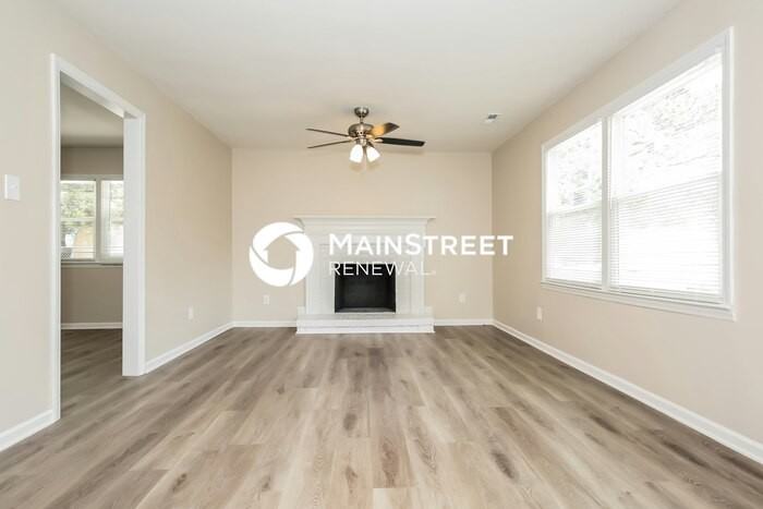 3106 Ulster Ave - Photo 5 of 16