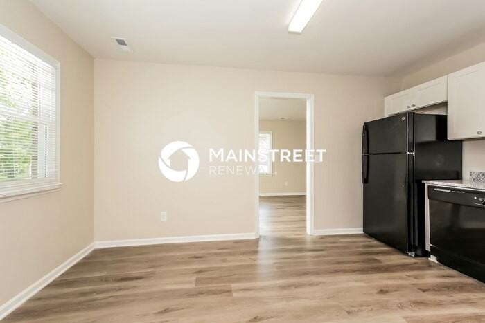 3106 Ulster Ave - Photo 7 of 16