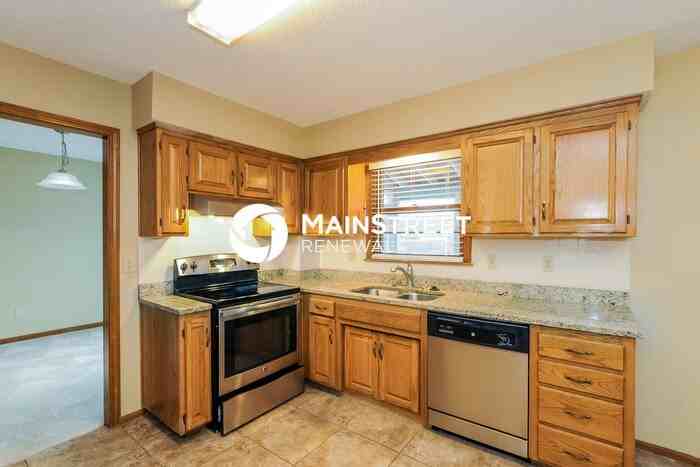 14801 S Brougham Dr - Photo 6 of 16