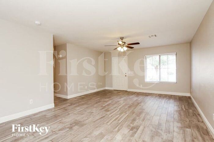 9331 W Irma Ln - Photo 3 of 15