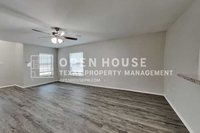 15623 Ashbournne Springs Ln - Photo 7 of 21