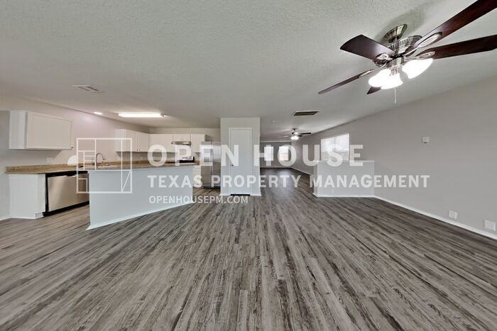 14906 Sugarhollow Dr - Photo 6 of 27