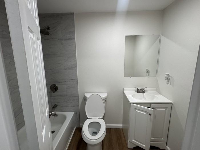 2604 W Blount St - Photo 3 of 10