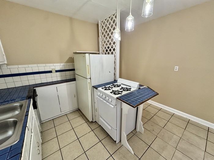 3542 Millington Rd - Photo 7 of 17