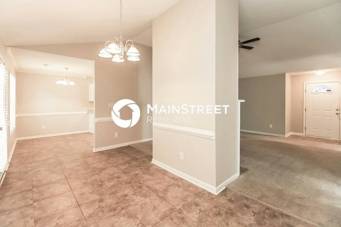 450 Clear Blue Way - Photo 5 of 16