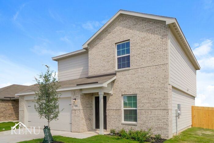 221 Riverdale Dr - Photo 2 of 24