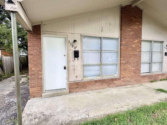 3190 Coleman Ave - Photo 2 of 12