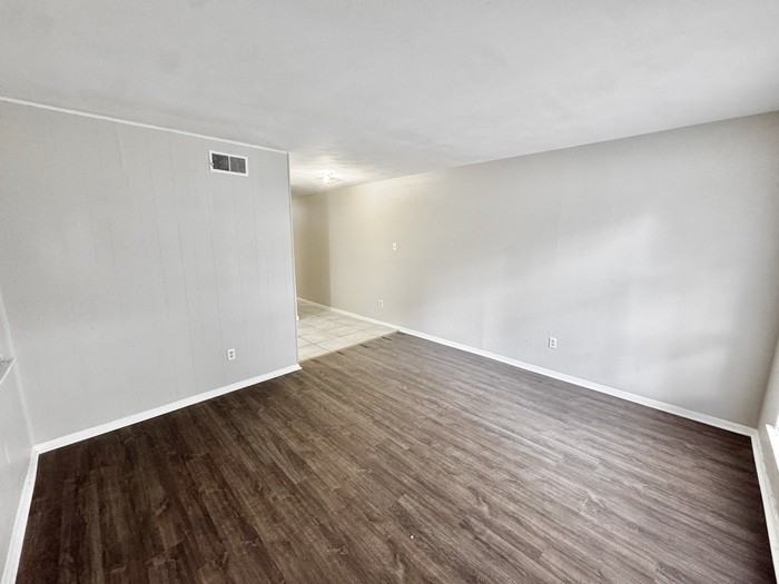 3190 Coleman Ave - Photo 3 of 12