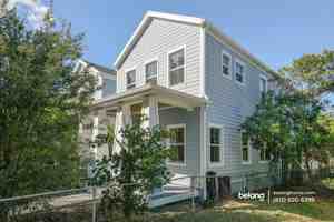 featured image of 1410 E Curtis St