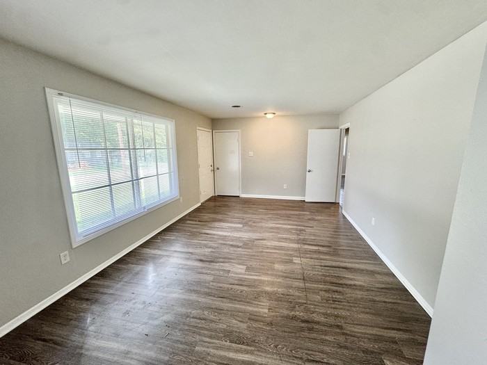 3224 Aden St - Photo 6 of 22