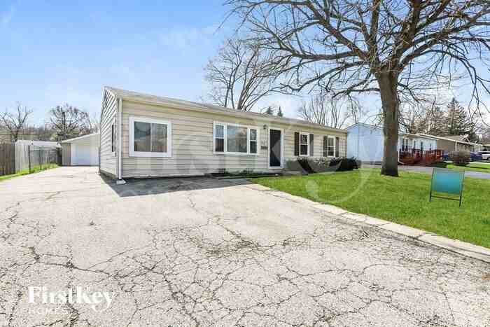 315 Four Winds Way - Photo 2 of 15