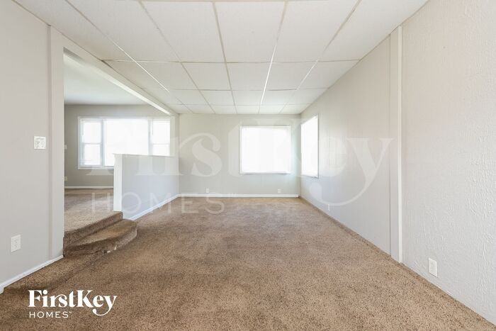 315 Four Winds Way - Photo 3 of 15