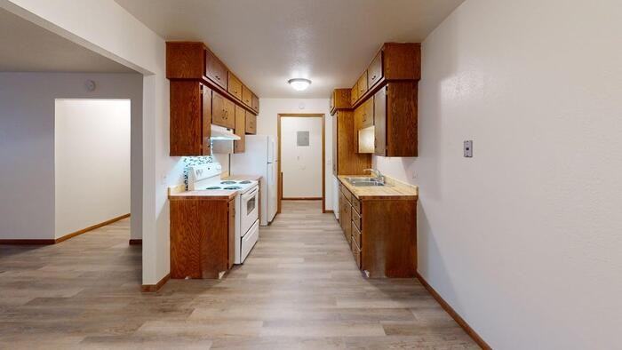 1027 N 12th St #14 - Photo 2 of 8