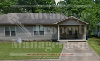 featured image of 1136 Ash St #B