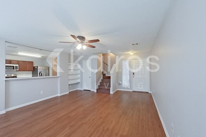 871 Darbydale Crossing Ln - Photo 4 of 24