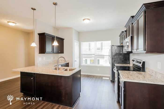 310 Jerry Butler Dr - Photo 7 of 14