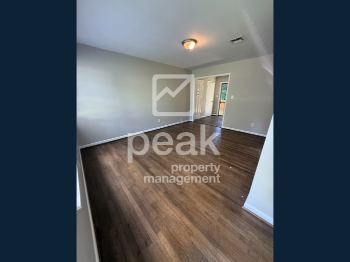 121 26th Ave Nw - Photo 4 of 33