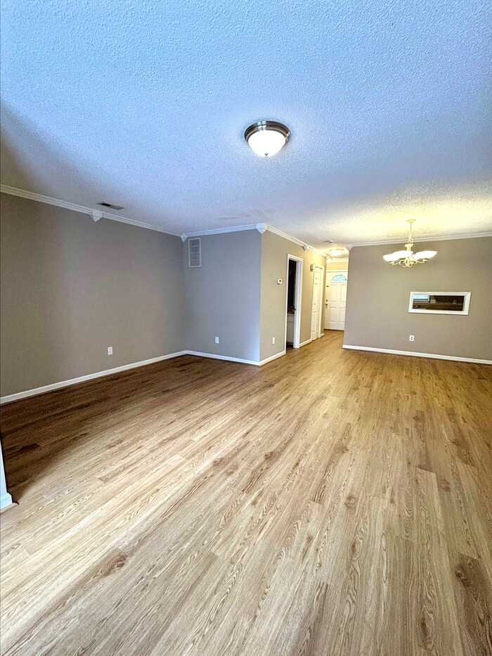 1524 Township Cir - Photo 3 of 21