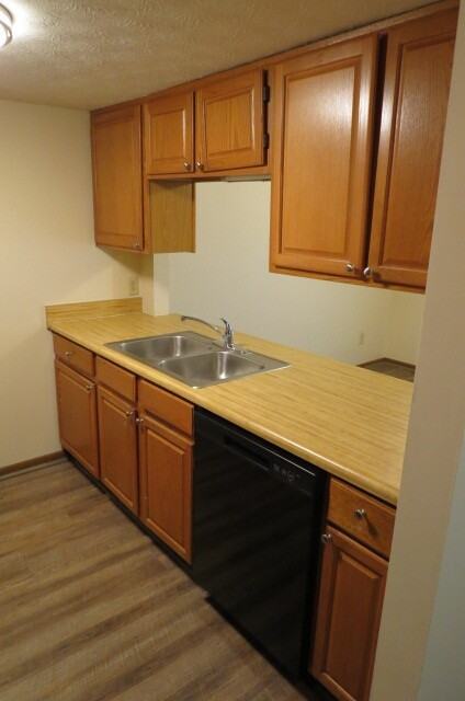 2265 Hughey Drive - Photo 5 of 18