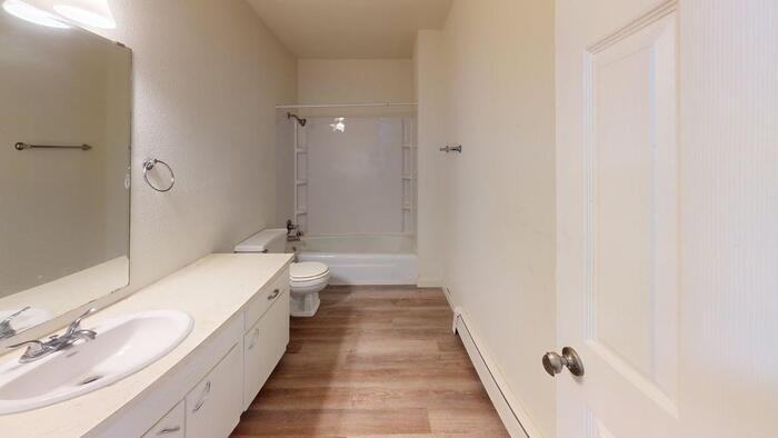 1405 2nd Ave Nw #2 - Photo 2 of 10