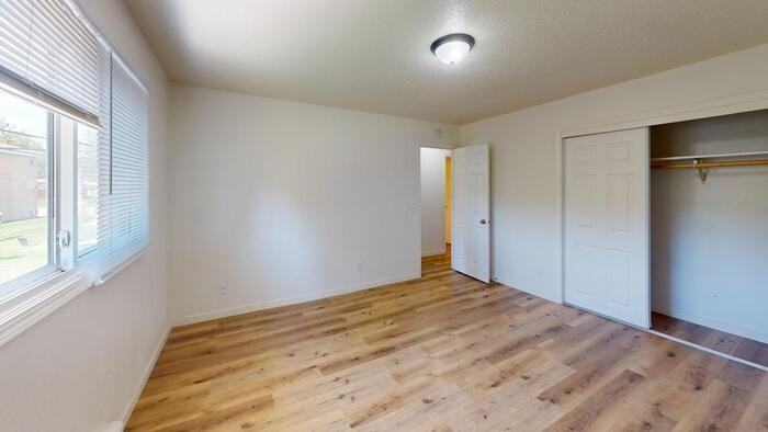 1405 2nd Ave Nw #2 - Photo 3 of 10